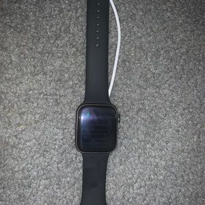 Apple Watch SE Series 44 MM